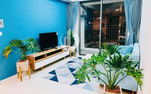 Masteri An Phu Apartment - Decorated bonsai helps bring fresh air to the apartment.
