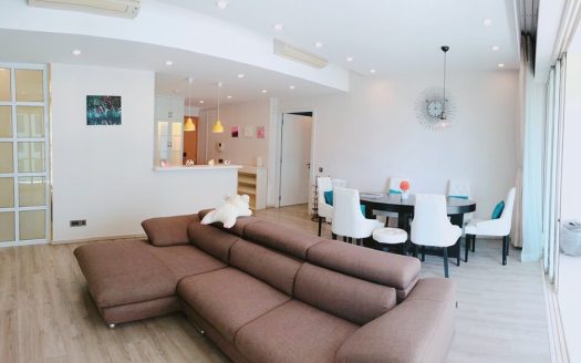 The Estella apartment for rent - Living room
