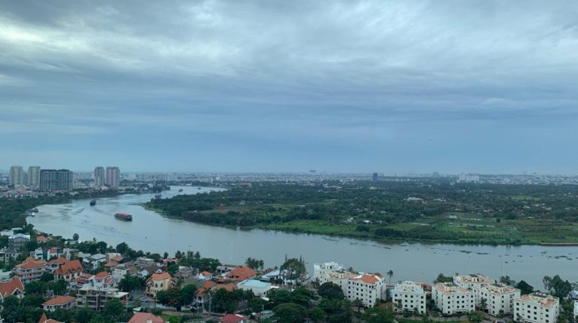 Fabulous view of the Saigon river