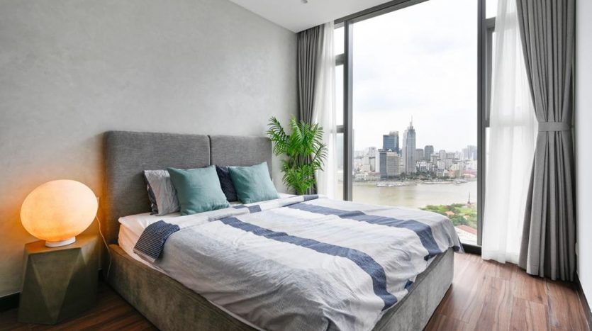 The bedroom with magnificient view