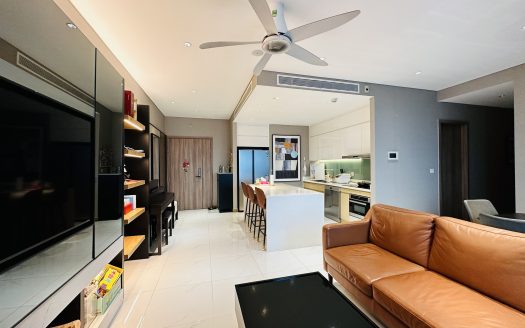 Sunwah Pearl 2 bedroom apartment for rent - Colorful space