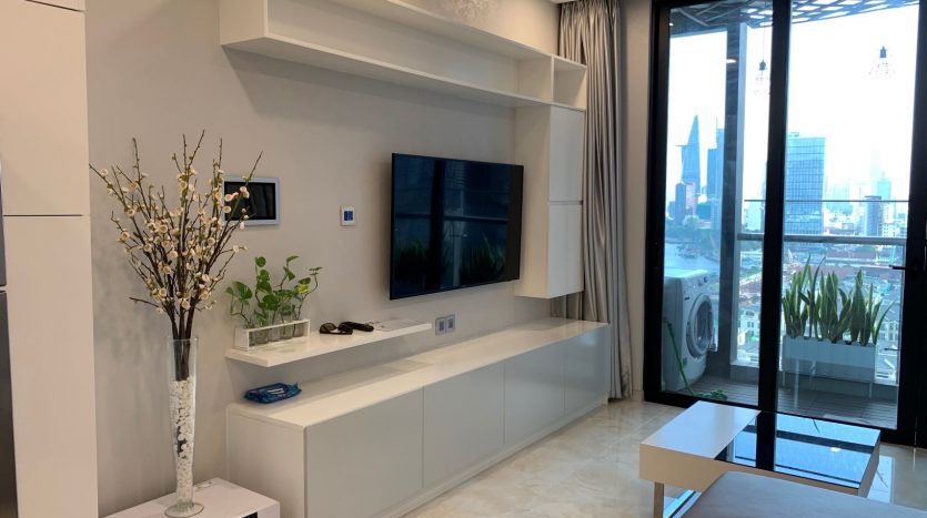 One-bedroom apartment for rent in Vinhomes