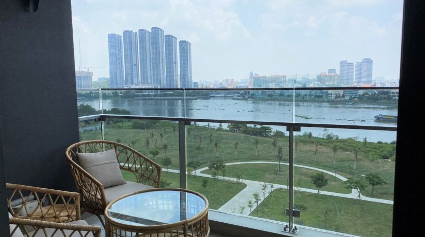 The River Thu Thiem apartment for rent in District 2 - Bright and airy with the river view