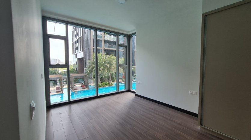 Unfurnished Apartment in Empire City for Rent | Comfortable and Versatile Living Space
