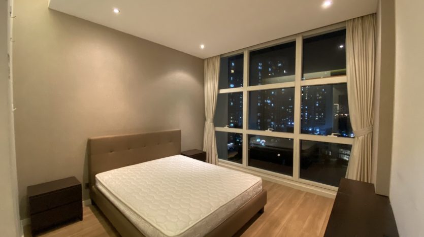Large bedroom with open view