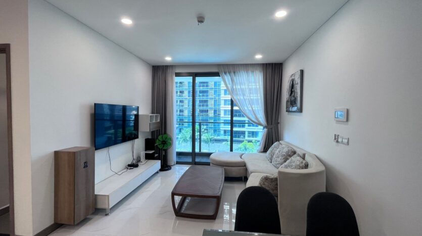 2 bedroom apartment in Sunwah Pearl Golden House with pool view