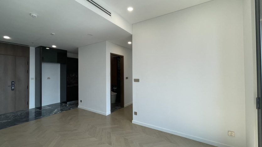 unfurnished 2 bedrooms Lumiere Riverside district 2