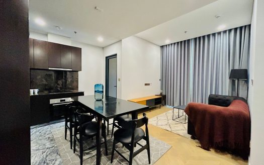 2 bedroom apartment in Masteri Lumiere Riverside