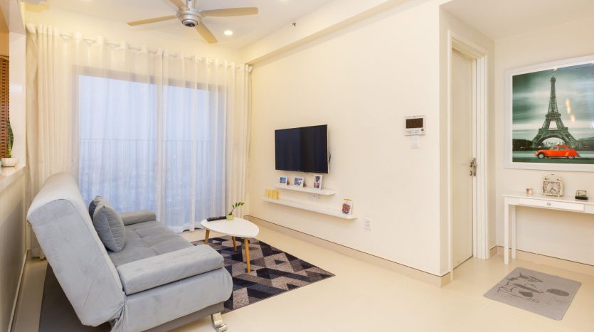 Fully furnished 1 bedroom at masteri thao dien