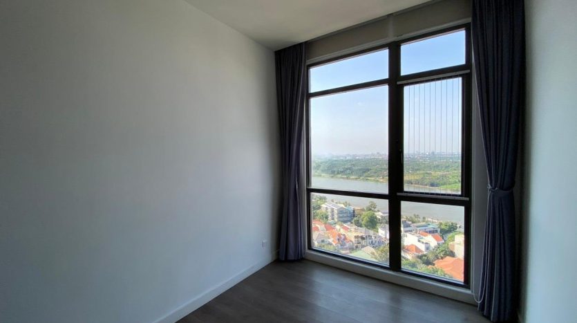 Spacious bedroom with the river view