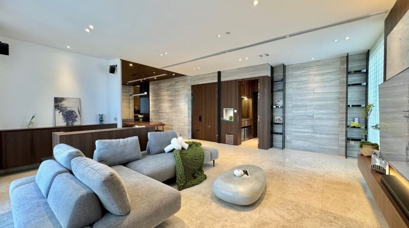 Luxury apartment at The Marq District 1