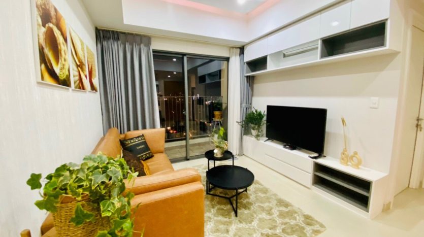 2 bedroom apartment in Masteri Thao Dien fully furnished