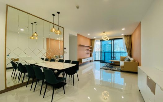 3 bedroom apartment in Golden House Sunwah Pearl best price