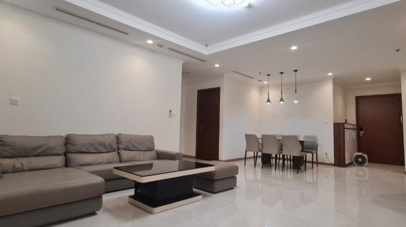 3 bedrooms apartment for rent in Vinhomes Central Park