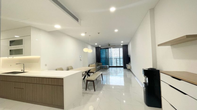 Good price 3 bedroom apartment for rent in Binh Thanh