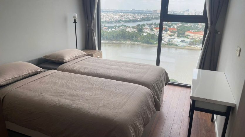 River view 2 bedroom apartment in Thao Dien Green