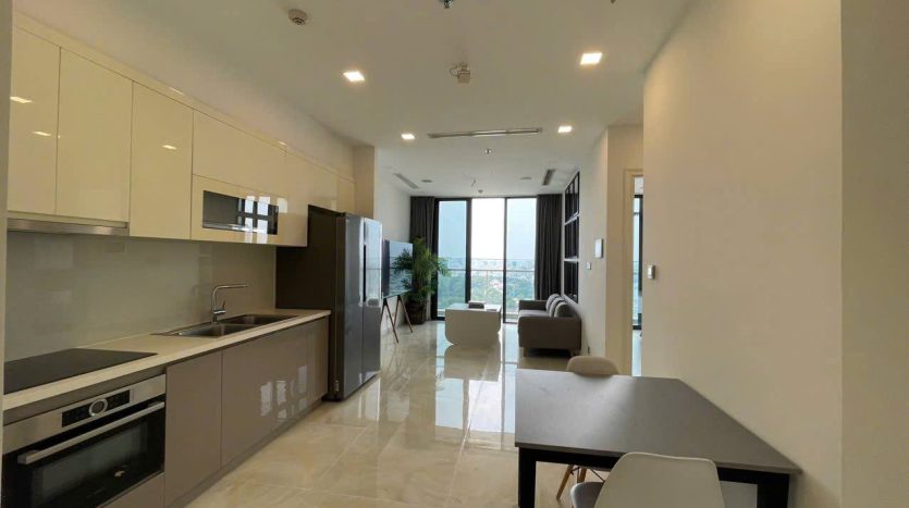 1 bedroom for rent in vinhomes golden river on high floor