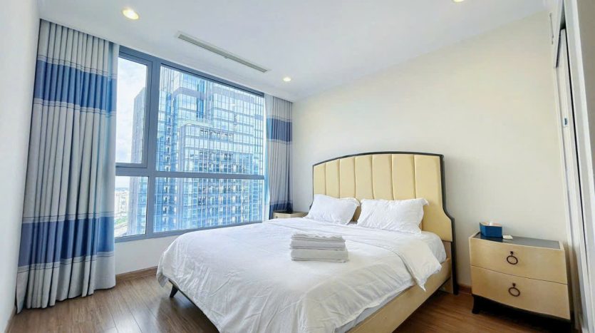 3 bedroom apartment at Vinhomes Central Park