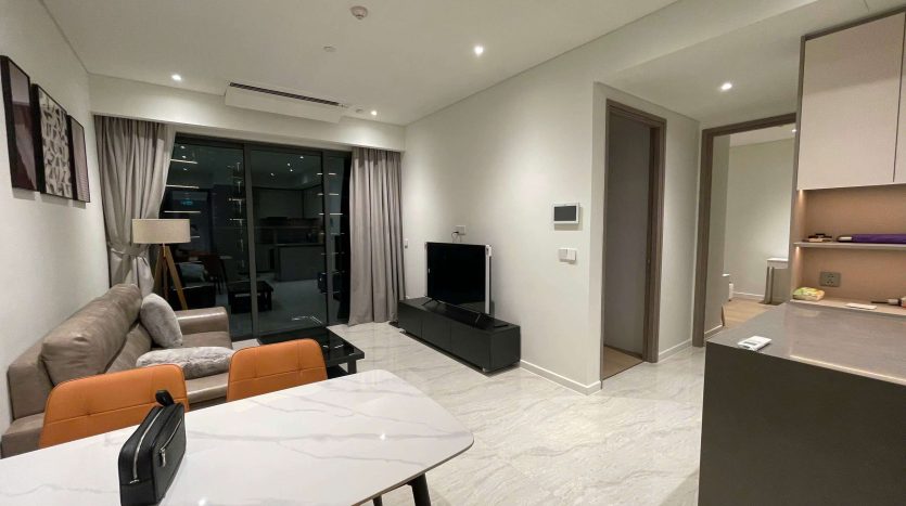 Luxury 2 bedroom apartment in Opera Metropole Thu Thiem