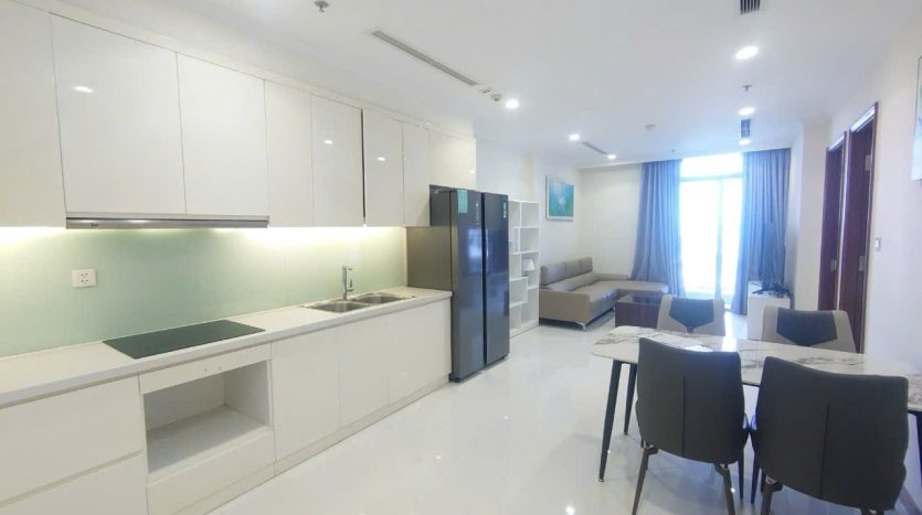 Cozy 1 bedroom apartment in Vinhomes Central Park for rent