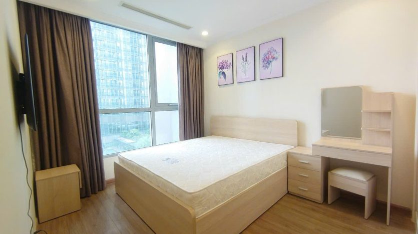 Cozy 1 bedroom apartment in Vinhomes Central Park for rent