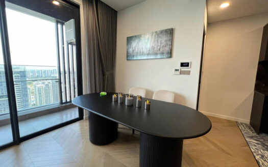 Lumiere Riverside 3 bedrooms for rent with large balcony