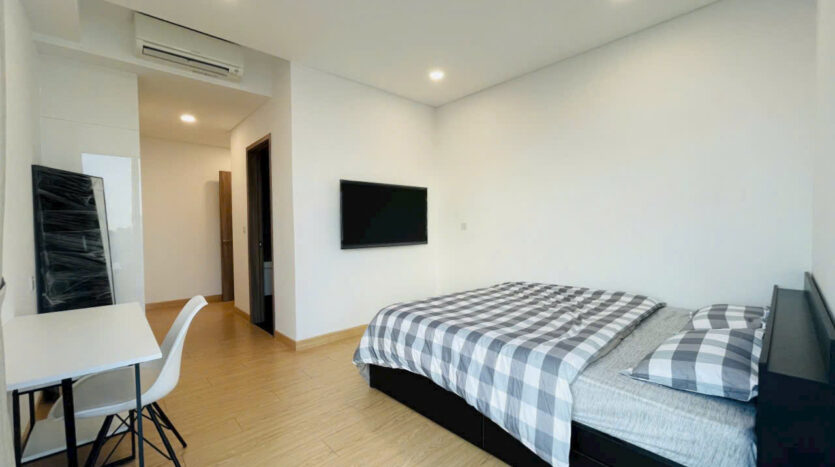 Modern 2 bedrooms for rent in Binh Thanh Sunwah Pearl