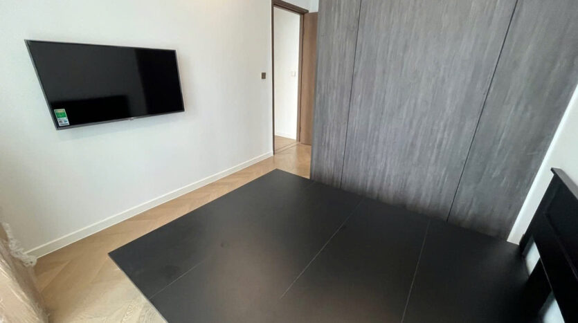 Lumiere West 2 bedrooms for rent - Full furniture, corner layout