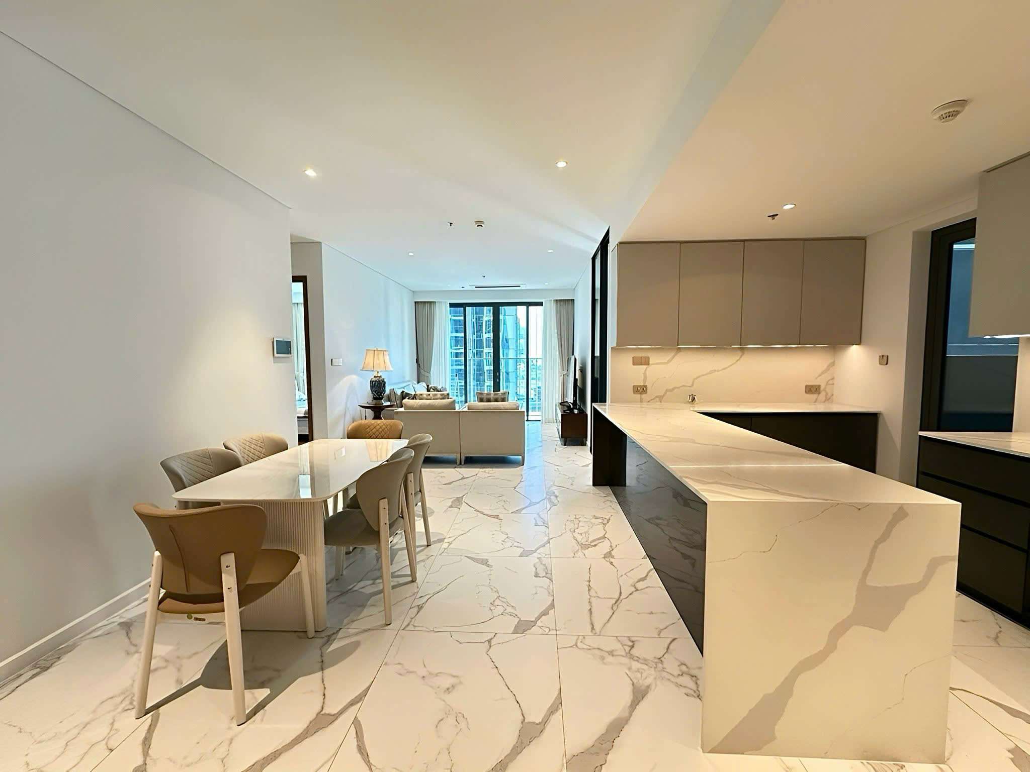 Crest Metropole 2 bedroom apartment for rent 2PN+1, 115m2