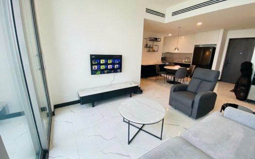 river view 2 bedroom apartment in Empire City