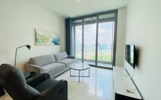 River view 2 bedroom apartment in Empire City – High floor with open space
