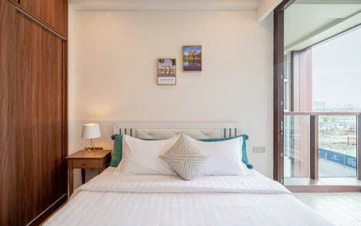 Luxury 2 bedroom apartment for rent at Galleria Metropole