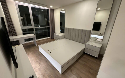 2 bedrooms for rent Vinhomes Central Park – River & city views