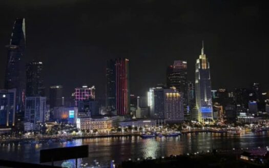 Empire City 3BR residence for rent: Unmatched view, luxury living