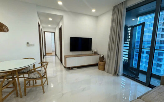 Rent 2 bedroom apartment in Sunwah Pearl – River & garden views
