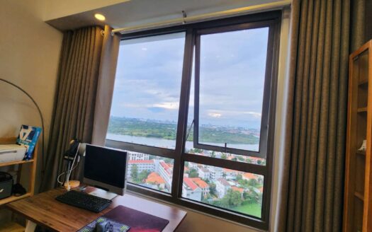 River view 2 bedroom apartment Masteri Thao Dien for rent
