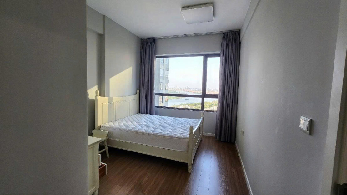 Furnished 2 bedroom for rent at Masteri An Phu with river view