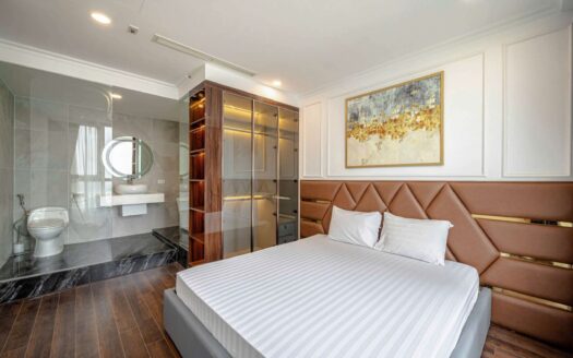 Luxury 3 bedrooms in Vinhomes Central Park for rent - High-quality furniture