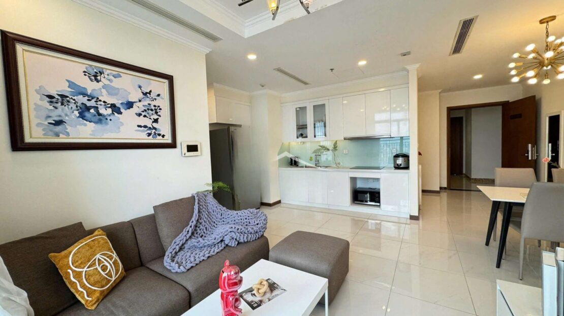2 bedrooms for rent in Landmark Plus Vinhomes - Fully furnished with river view