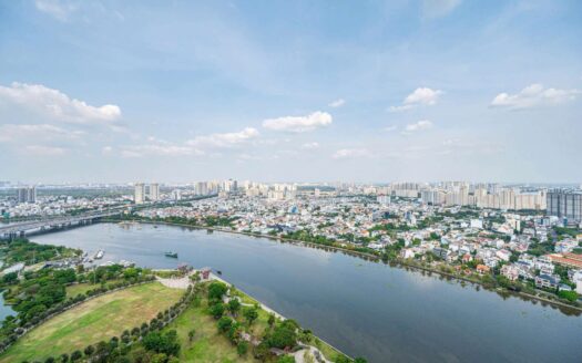 Spacious 4 bedroom for rent in Vinhomes Central Park with river view