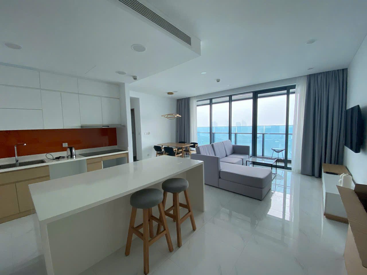 River view 2 bedroom apartment in Sliver House Sunwah Pearl SH-07