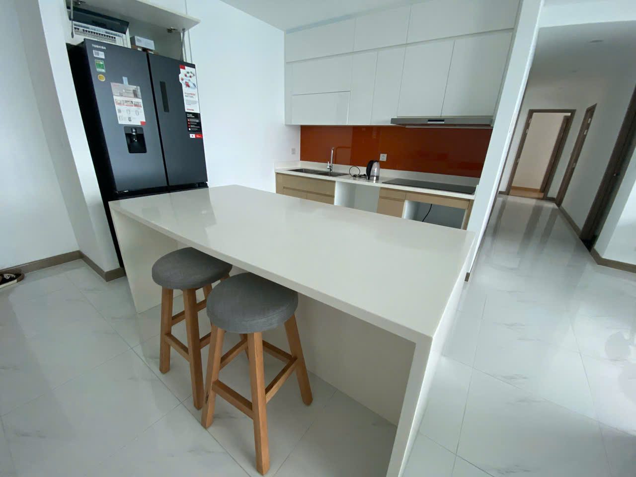 River view 2 bedroom apartment in Sliver House Sunwah Pearl SH-07