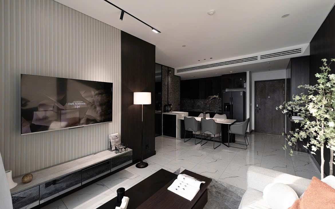 Empire City 2 bedrooms for rent river view