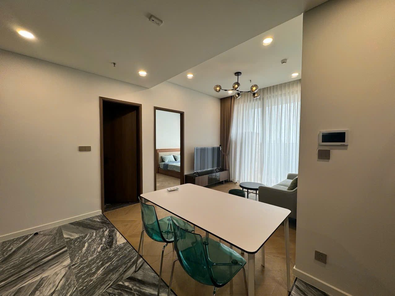 Lumiere Riverside 1BR for rent West Tower - High floor, stylish decor