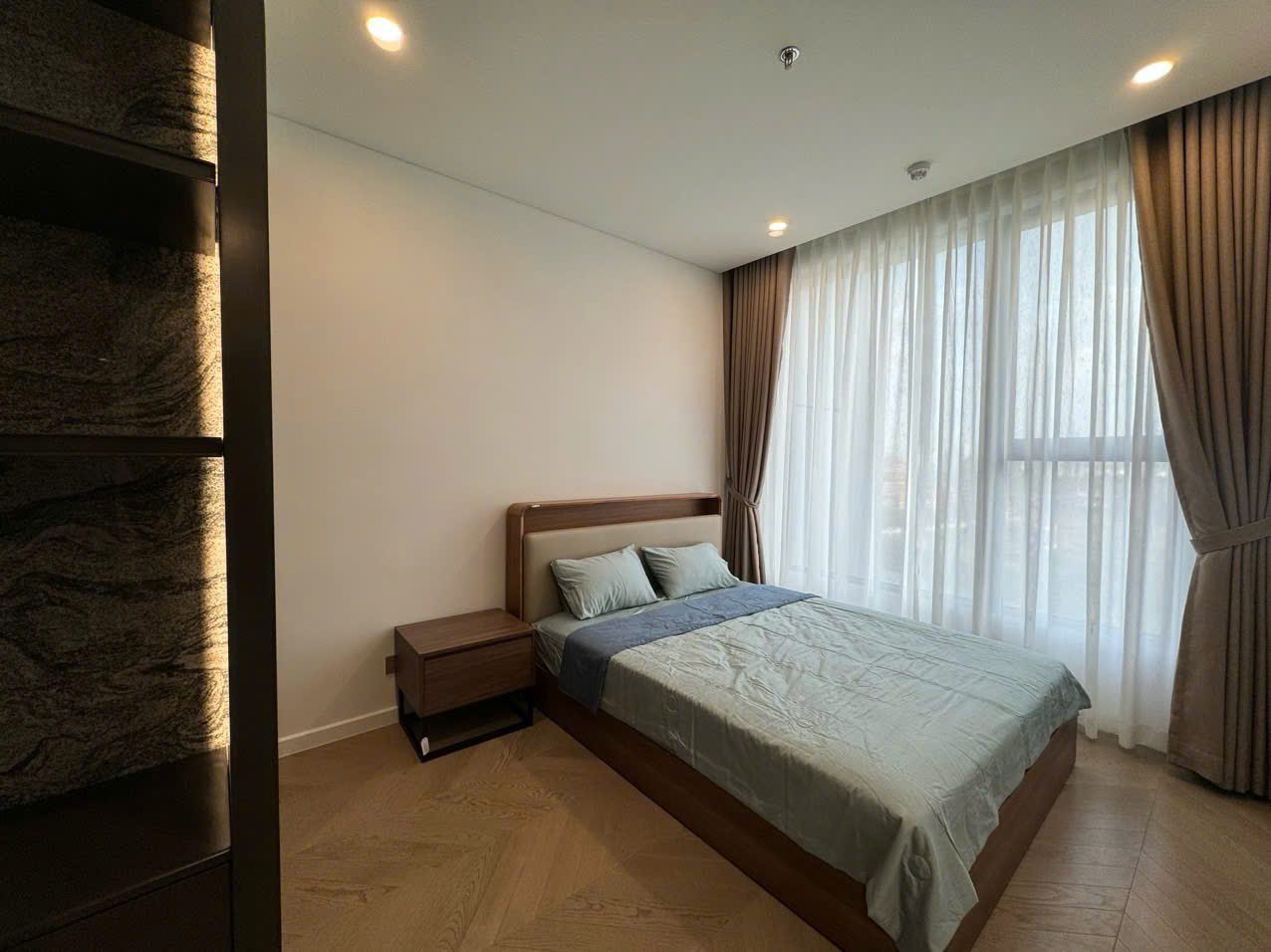 Lumiere Riverside 1BR for rent West Tower - High floor, stylish decor