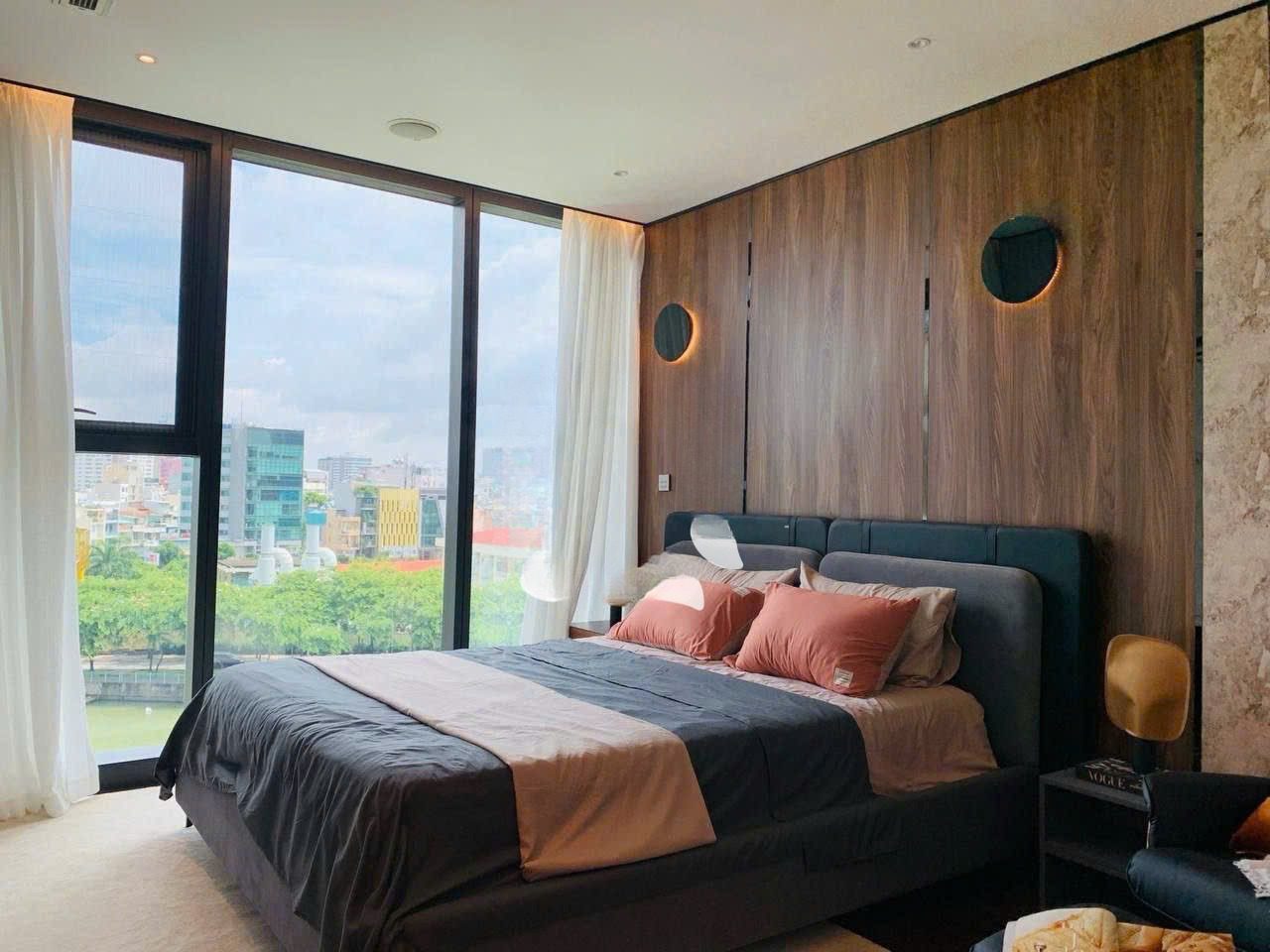 Vinhomes Golden River 3 bedroom for rent D1 Fully furnished