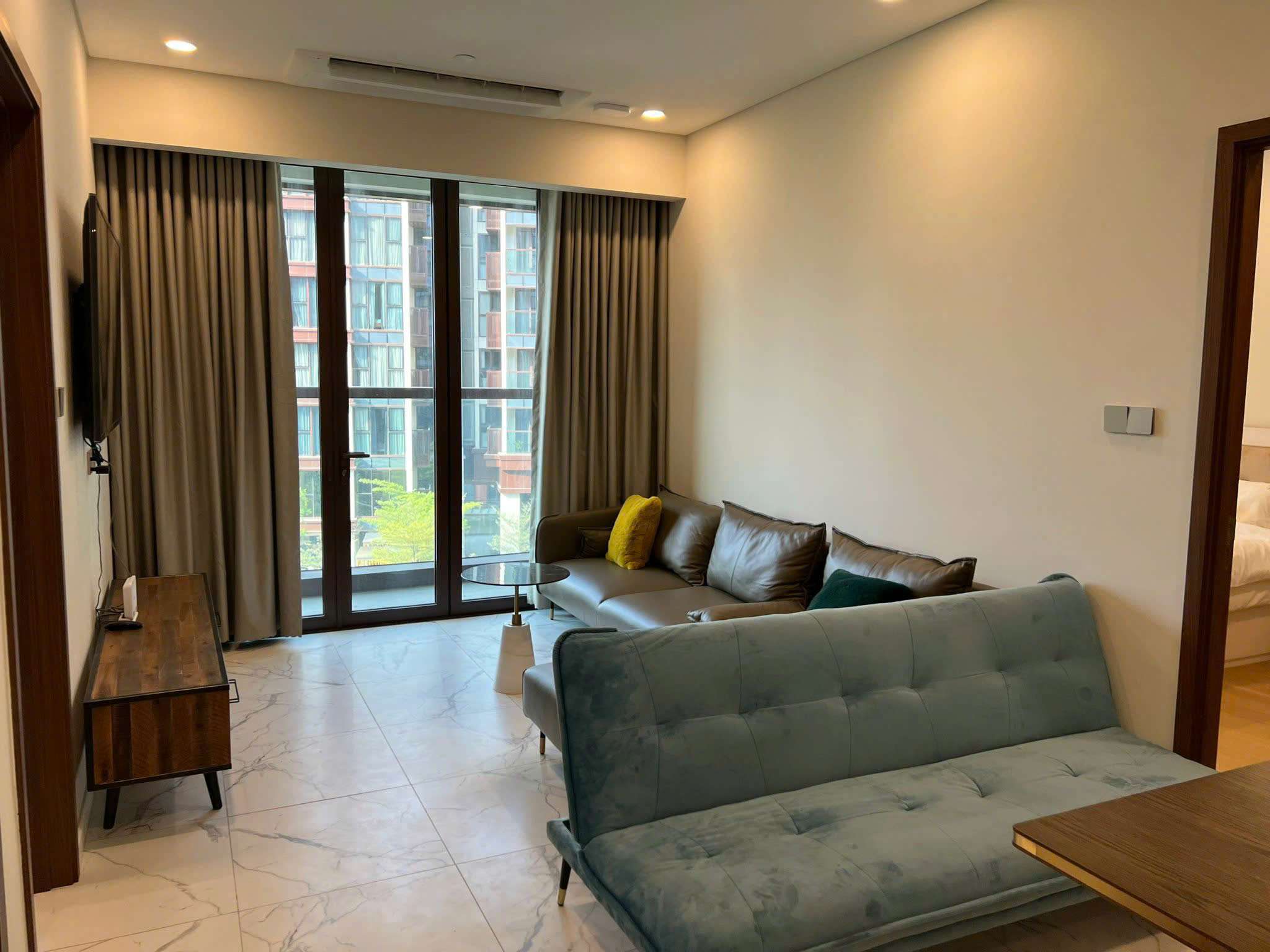 2BR For Rent in Galleria Metropole – Cozy Home with River View