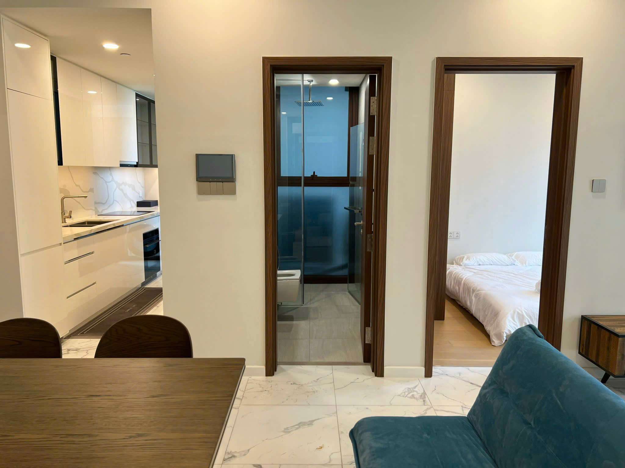 2BR For Rent in Galleria Metropole – Cozy Home with River View