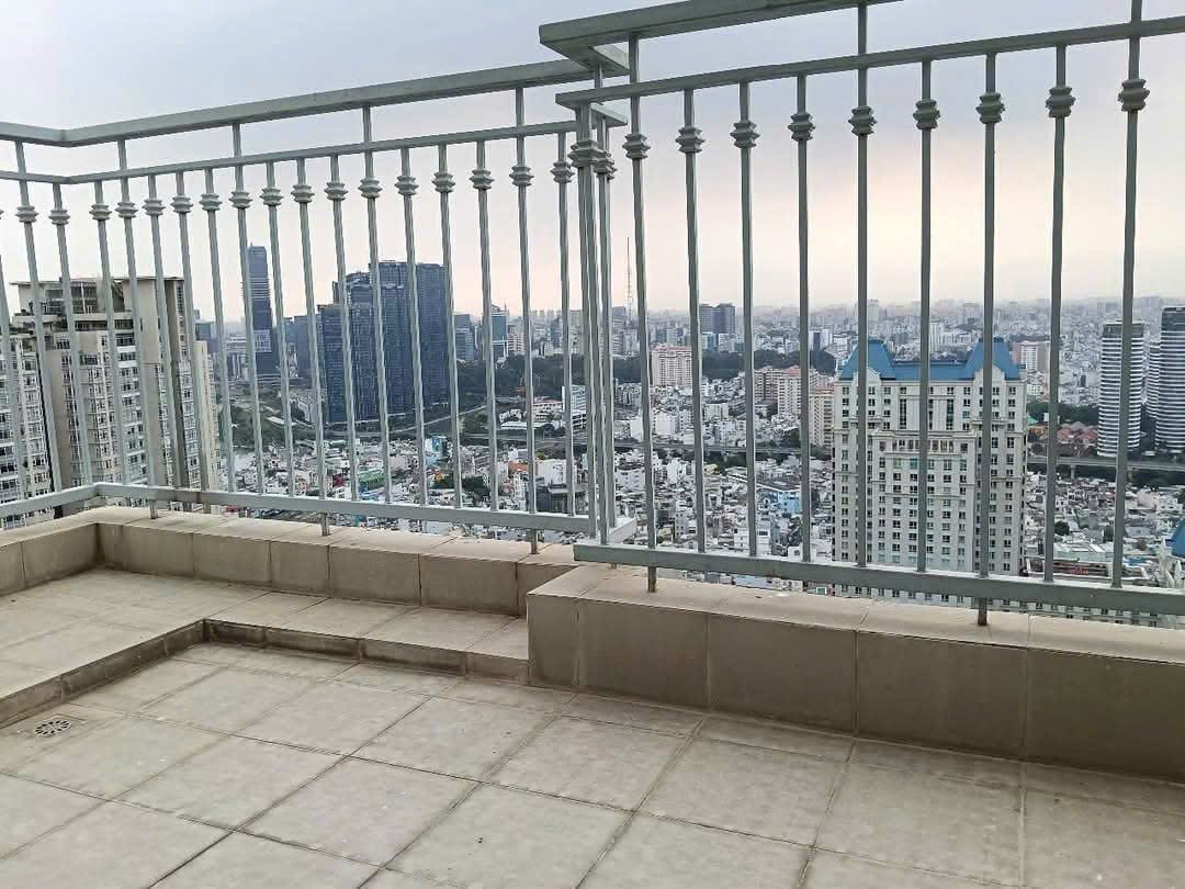 3 Bedrooms Apartment Rental In Vinhomes Central Park – High Floor, City View, Luxury Style