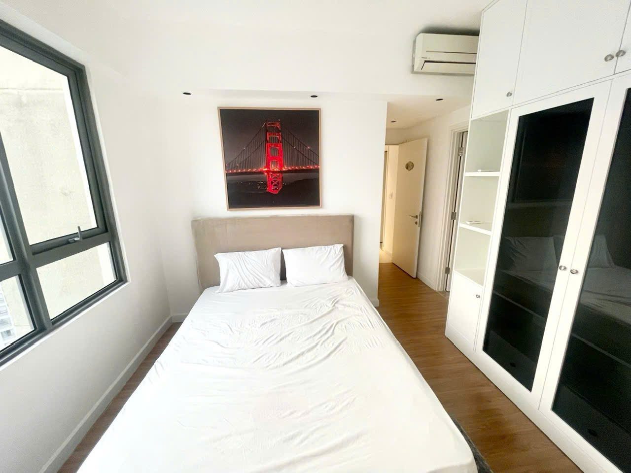 Masteri T5 2BR Apartment For Rent, High Floor, Landmark 81 View